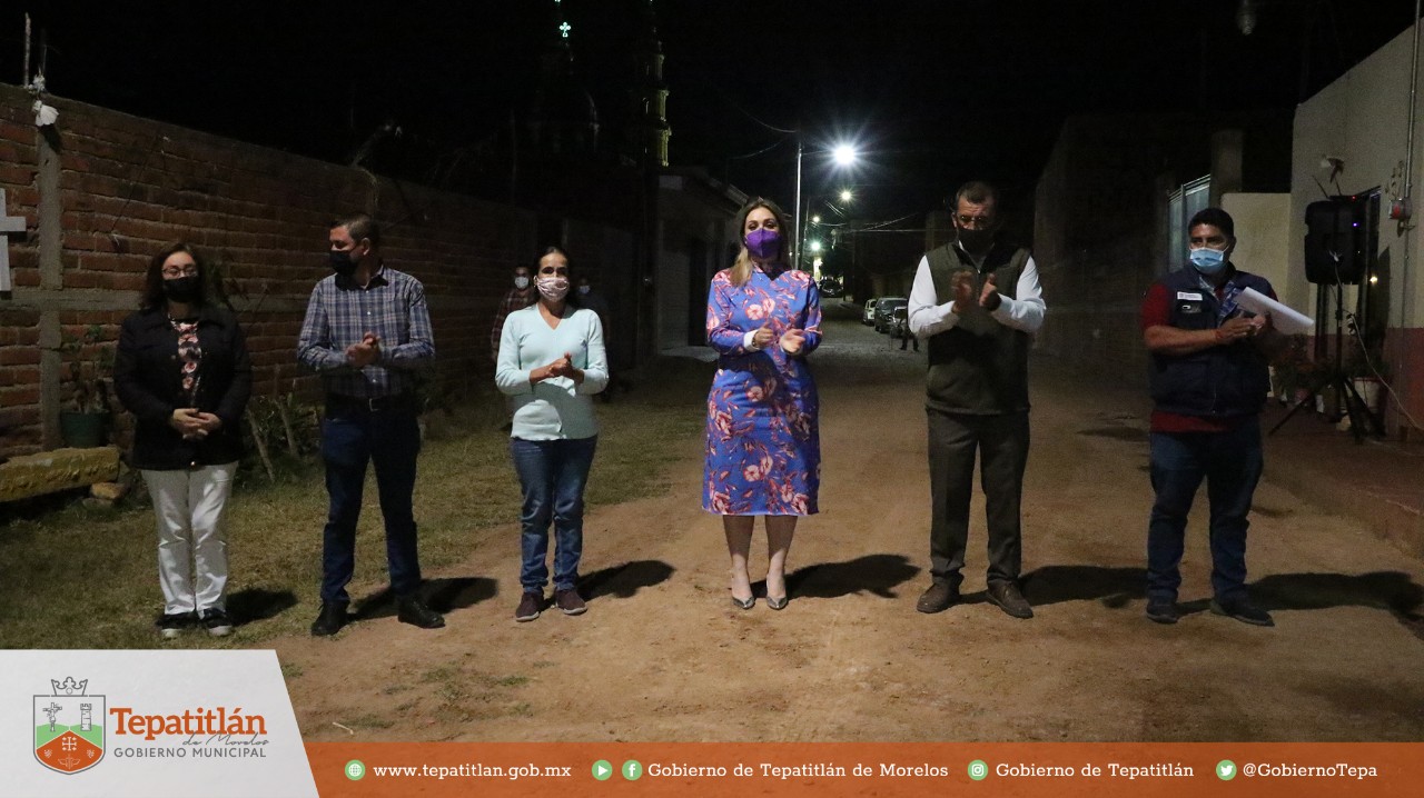 La calle Galeana extiende su sistema de alumbrado