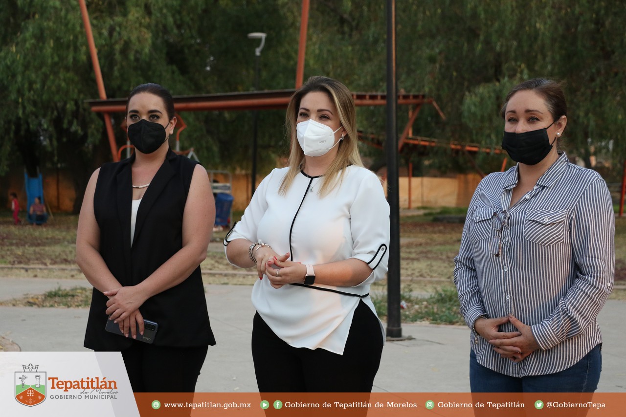 Visita Miriam González a los vecinos de Las Aguilillas