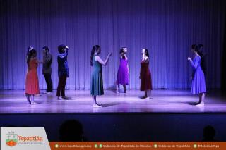 “LOS AMOROSOS” VISITARON LA CASA DE LA CULTURA DE TEPATITLÁN