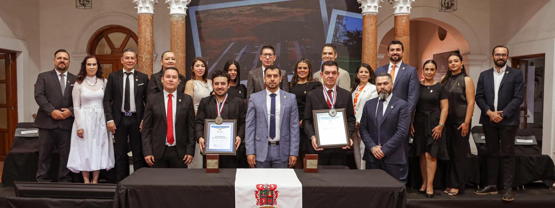 Reconocemos el legado de dos tepatitlenses ejemplares