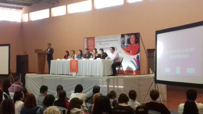 Capacitación El Poder de la Mujer Emprendiendo