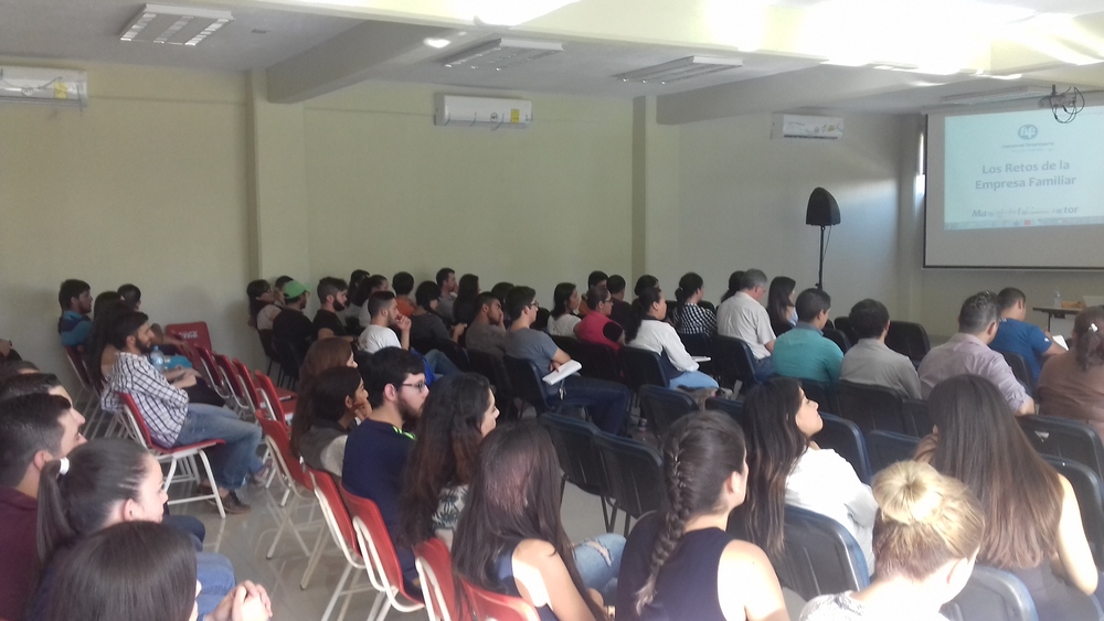 Curso Retos de la Empresa Familiar en la UNID Sede Tepatitlán